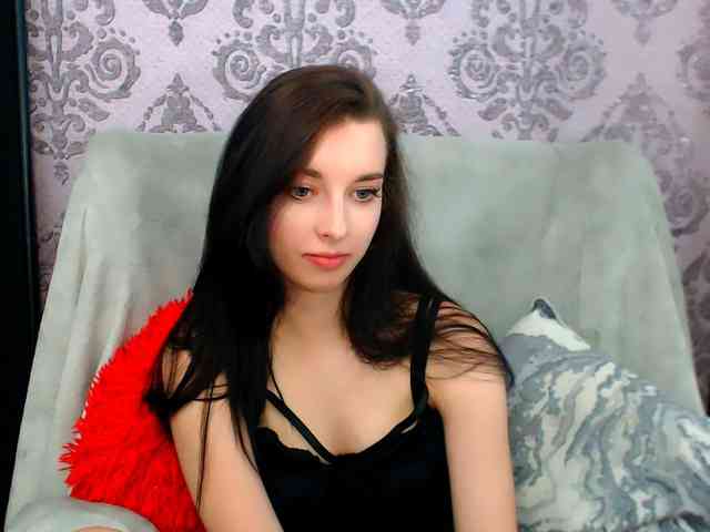 Model: VirginLuna