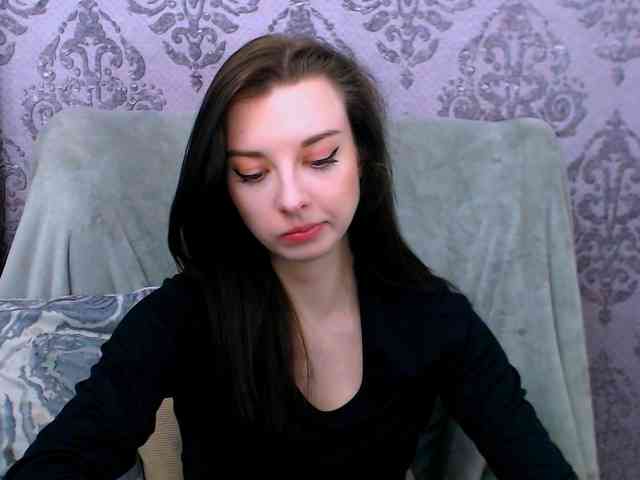 VirginLuna webcam