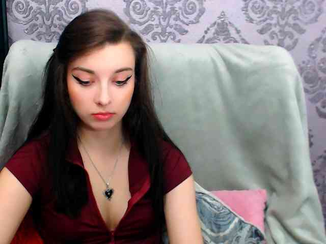 VirginLuna webcam