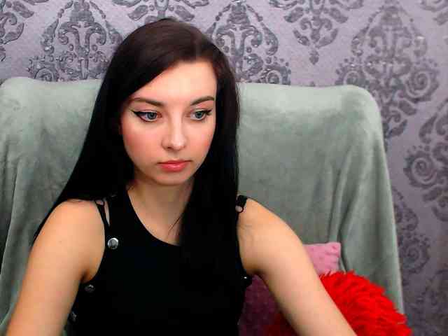 VirginLuna webcam