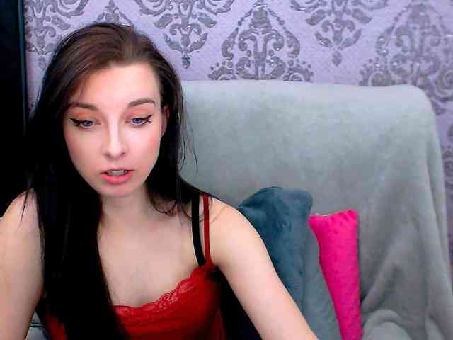 VirginLuna webcam