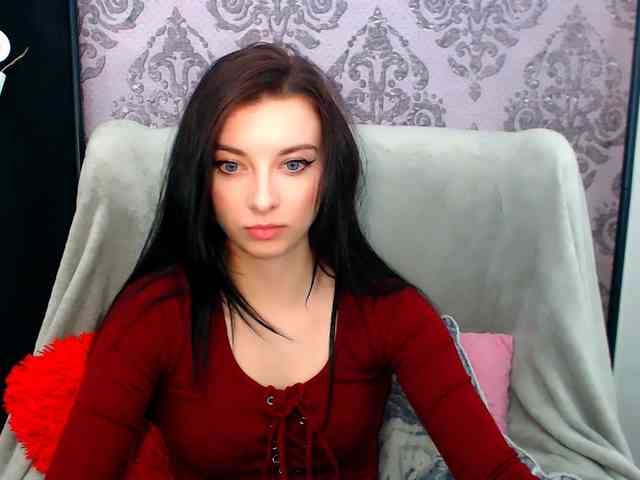 VirginLuna webcam
