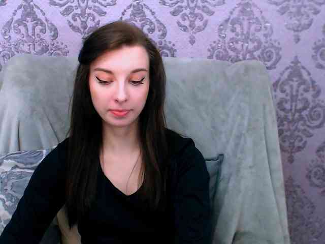 VirginLuna webcam