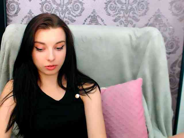 VirginLuna webcam