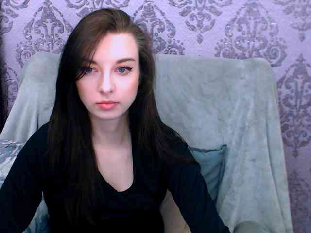 VirginLuna webcam