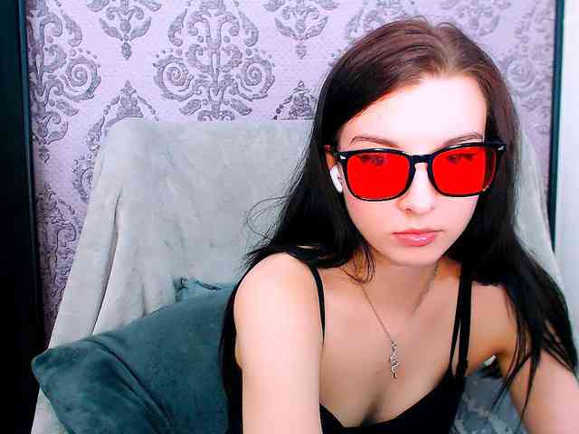 VirginLuna webcam