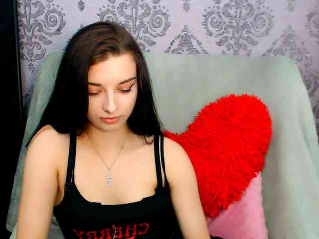 Model: VirginLuna
