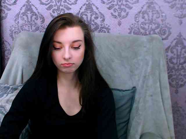 VirginLuna webcam