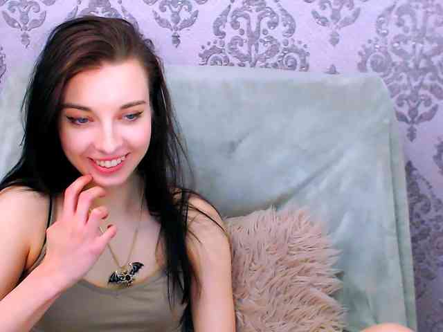 VirginLuna webcam