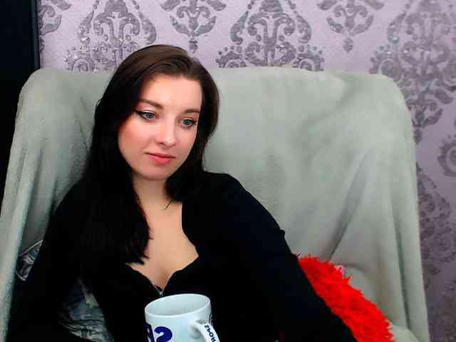 VirginLuna webcam