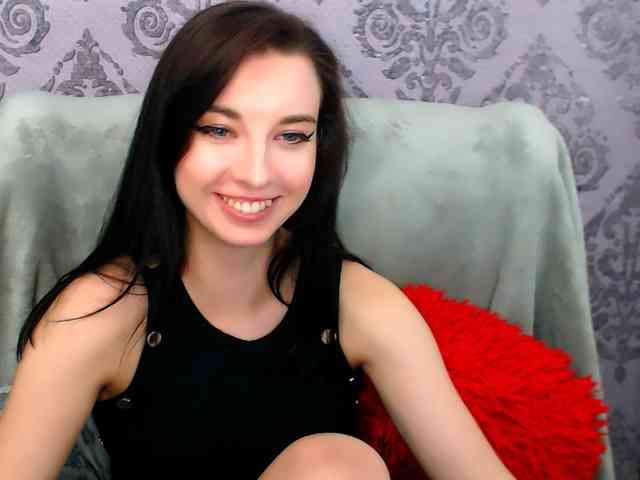 VirginLuna webcam