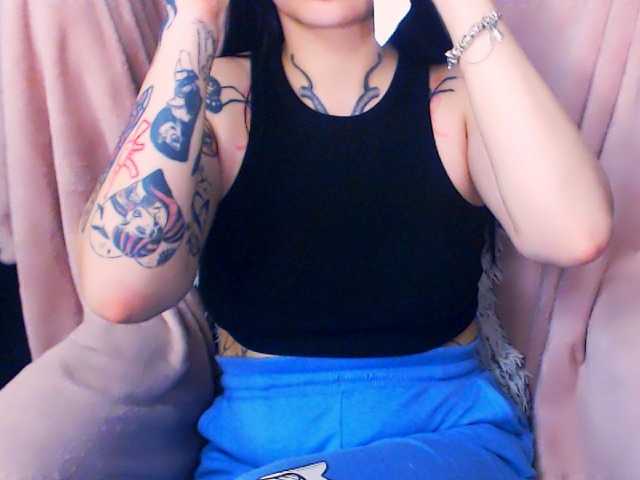 CleaTattoo live cam on BongaCams