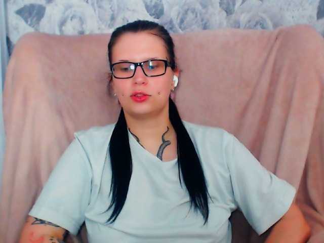 CleaTattoo live cam on BongaCams