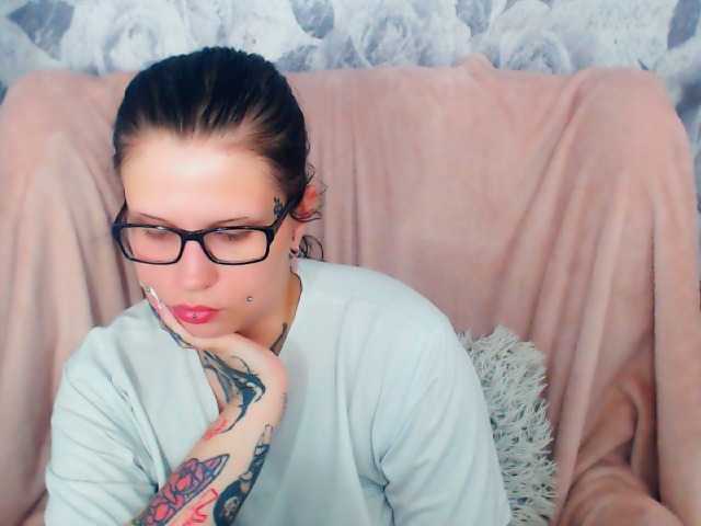 CleaTattoo live cam on BongaCams