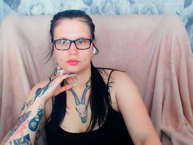 CleaTattoo live cam on BongaCams