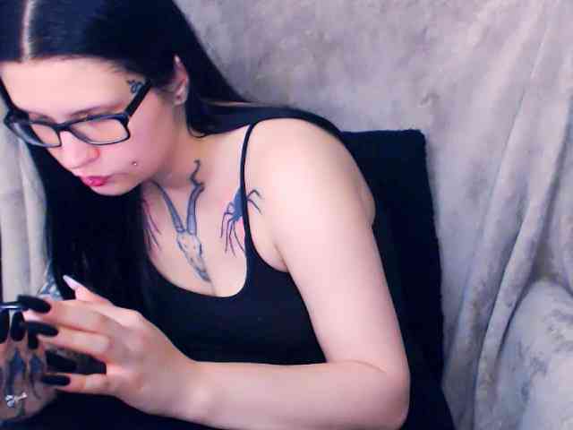 Model: CleaTattoo