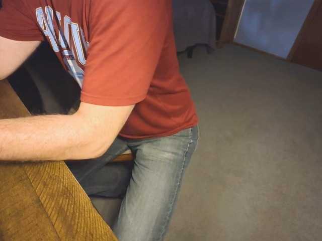 chrisw8125 live webcam show
