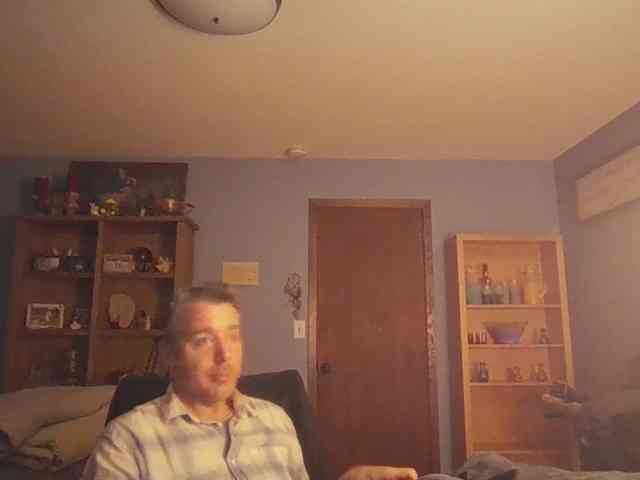 chrisw8125