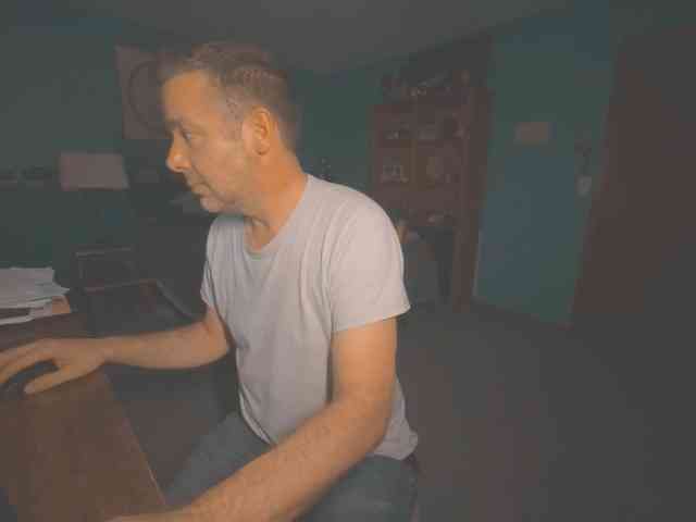 chrisw8125