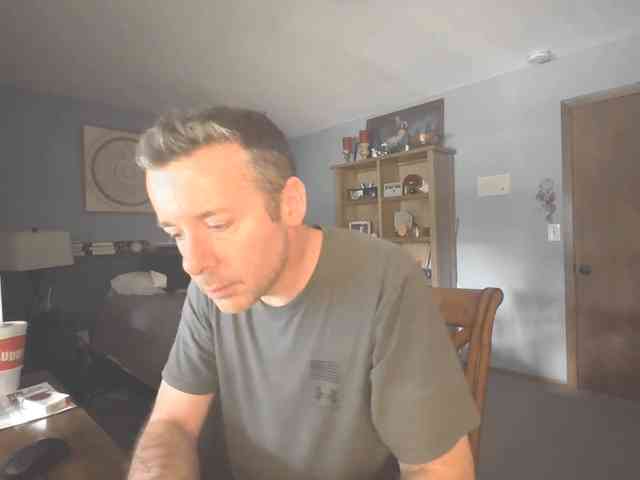 chrisw8125