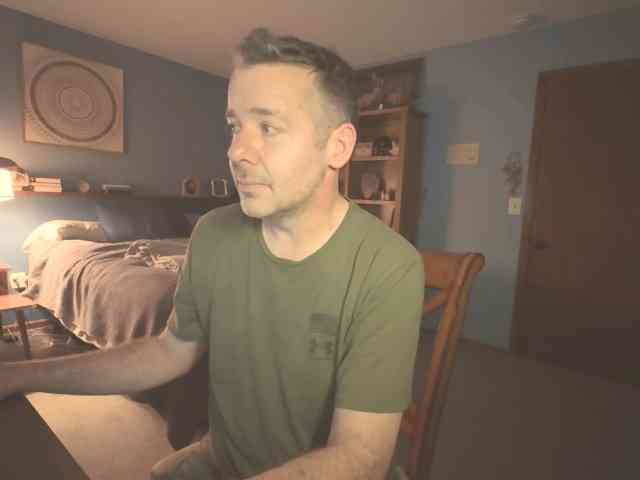 chrisw8125