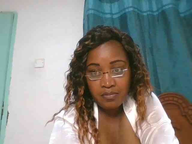peacekhloe webcam