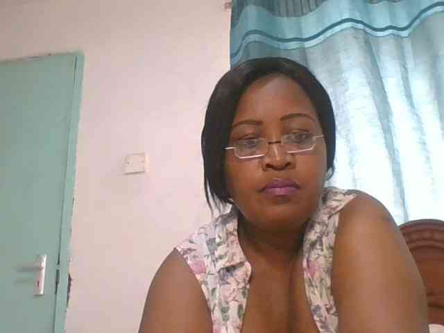peacekhloe webcam