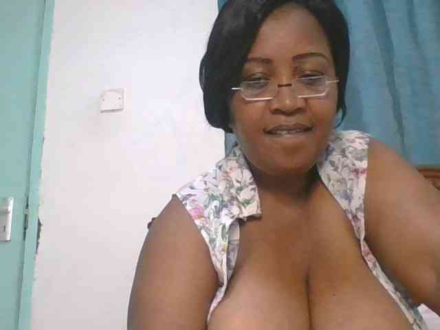 peacekhloe webcam