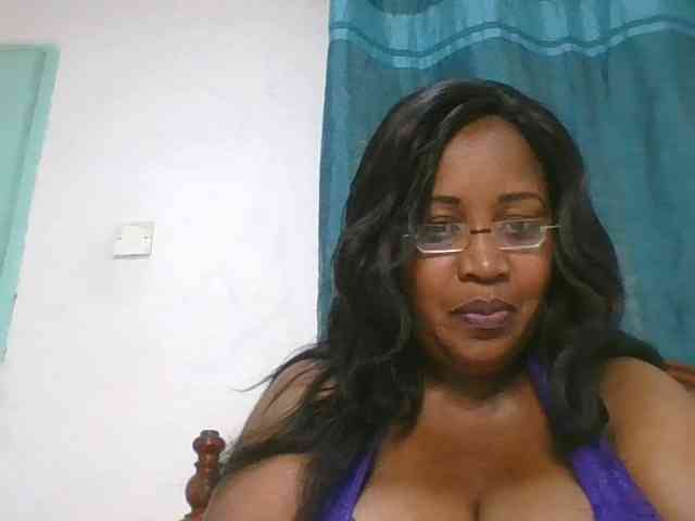 peacekhloe webcam