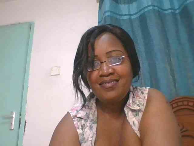peacekhloe webcam