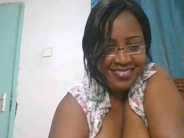peacekhloe webcam