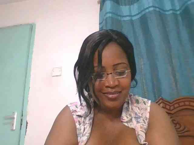peacekhloe webcam