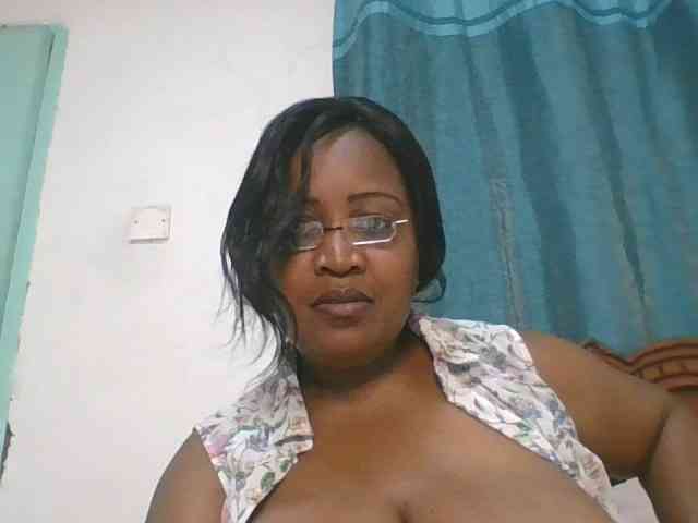 peacekhloe webcam