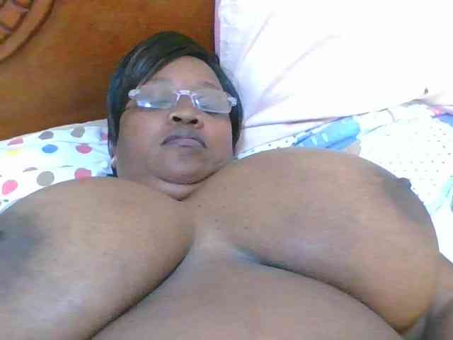 peacekhloe webcam