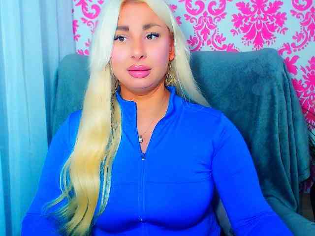 BlondAna webcam