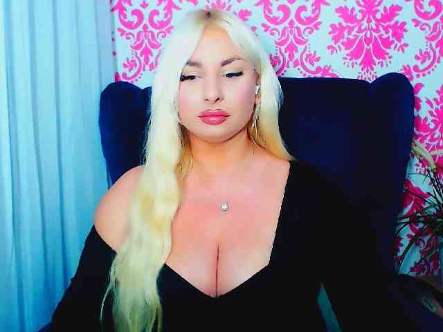BlondAna webcam