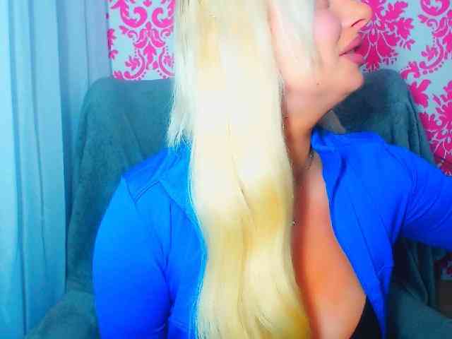 BlondAna webcam