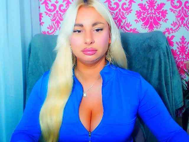 BlondAna webcam