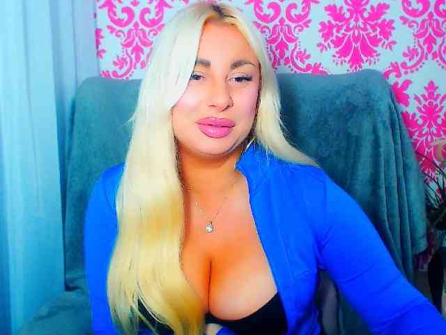 BlondAna webcam