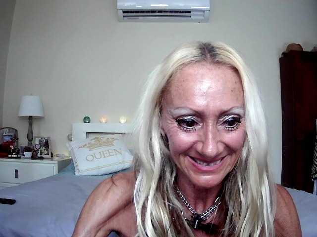 thesiennadiamond live cam on BongaCams