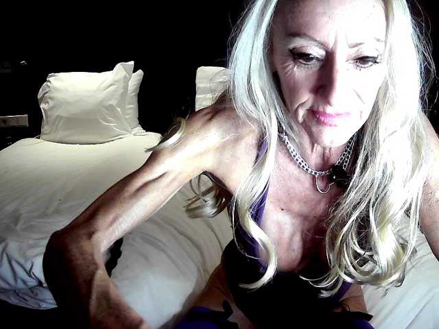 thesiennadiamond live cam preview