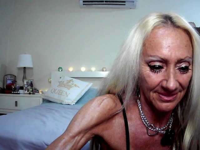 thesiennadiamond live cam on BongaCams