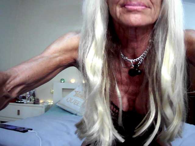 thesiennadiamond live cam on BongaCams
