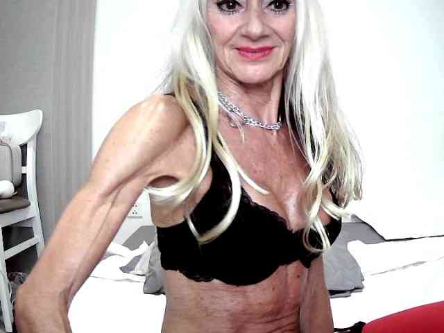 Modella: thesiennadiamond