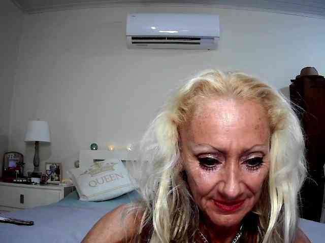 Modella: thesiennadiamond