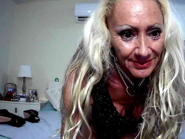 Modella: thesiennadiamond