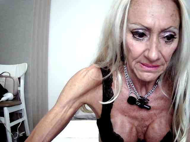 Modella: thesiennadiamond