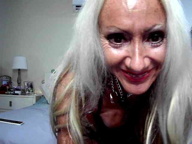 Modella: thesiennadiamond