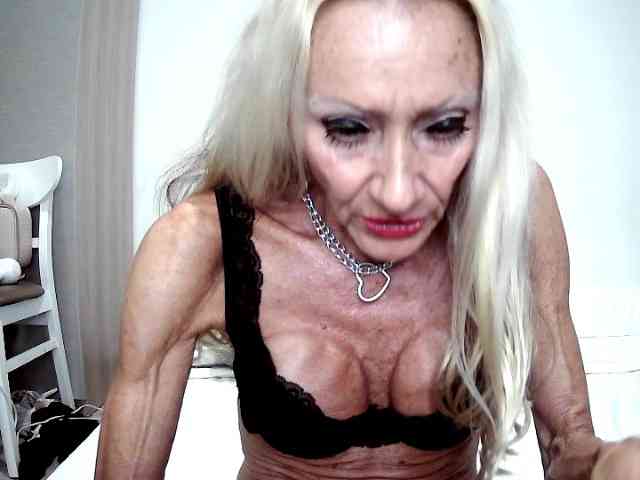 Modella: thesiennadiamond