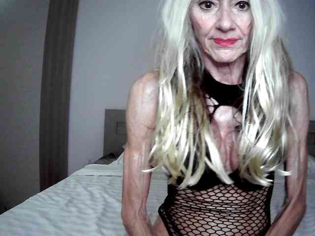 Modella: thesiennadiamond